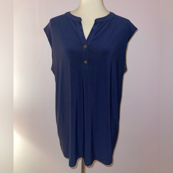Anne Klein Navy Blouse with Cap Sleeves and Gold Buttons | 1X - Picture 1 of 3